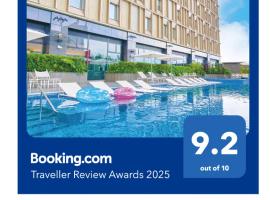 Hotel Collective, khách sạn ở Naha