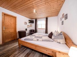 Toskanahaus, NJUALMS, hotel in Tannheim