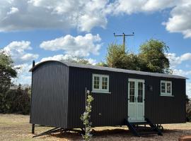 Lodeside Glamping，位于斯瓦汗姆布尔别克的酒店