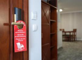 SAMAL Hotel, hotel i Aksay