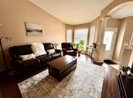 Saskatoon Lashyn Cove Homestay, hotel in Saskatoon