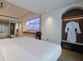 Xi Yuan International Hotel, hotel in Jinghong
