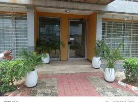Emem Court, hotel en Lagos