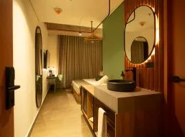 Hunters Hotel by Jalo