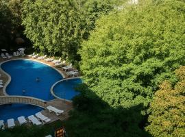 Hotel Perunika, hotel in Golden Sands
