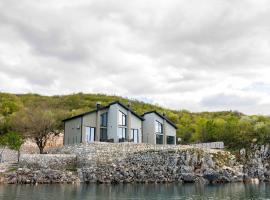 Salt Lake Villas, hotel in Nikšić