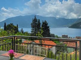 Apartment Mint&Rose, Hotel in Risan