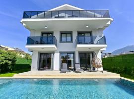 BENDİS - Villa for 8 People in the center of Fethiye, Hotel in Fethiye