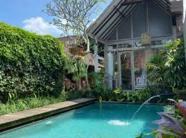 Tuwi Villa Ubud by Prasi