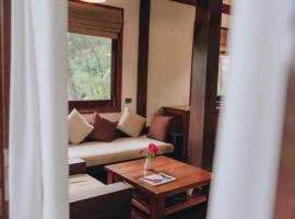 Ru doi Camping mien tay、Kon Rung (1)のホテル