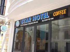 STAR HOTEl