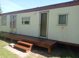 Domek kempingowy Przy Siole Budy, hotel in Budy