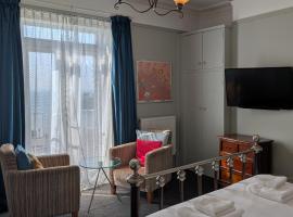 The White Rock Hotel, Hotel in Hastings