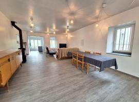 Le Nid Canin, Hotel in Polminhac