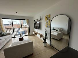 DPTO de 2 Dorm y Terraza Vista al Mar, Hotel in Pimentel