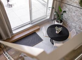 Pálavské Apartmány Original, hotel v destinaci Pavlov