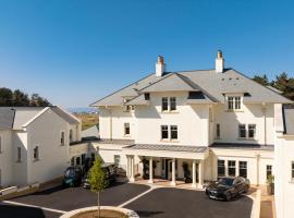 Dunluce Lodge - Small Luxury Hotels of the World, ξενοδοχείο σε Portrush