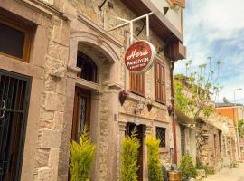 Hera Pansiyon, hotel in Ayvalık