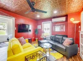 Homey Cottage with Sunroom & Smart TV!
