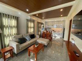 JCPM Apartment Suite-3rd Floor，Santa Cruz的飯店