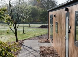 De Eend - Tiny house in de Zeeuwse Natuur, hotel v destinaci Driewegen