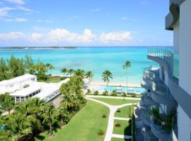 2 Bed Ocean View Condo at ONE Cable Beach, hotell sihtkohas Nassau