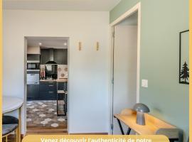 La petite maison de la plage I Excenevex, hôtel à Excenevex