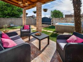 Holiday Home Villa Aurora by Interhome, hotel in Loborika