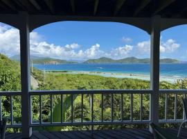 Blue Pearl Villa in St John USVI, hotell sihtkohas Coral Bay