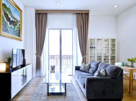 2BR Lucky Tower Residence Jakarta Old Town Top Floor Condo, hotell sihtkohas Jakarta