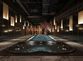 Aurora Oriental Hotel