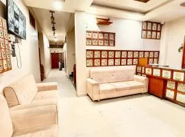 Near Mahakal Temple Hotel P and L ! Ujjain,Near Railway station ,Fully Air conditioned Rooms And Spacious, with Wi-Fi , BEST HOTEL IN UJJAIN