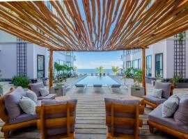 Diamante Beachfront Suites