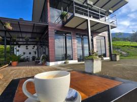 Loft con hermosas vistas y Volcán Turrialba, hotel v destinaci Turrialba