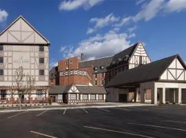 Hotel Royer Urbana Champaign, Tapestry Collection by Hilton