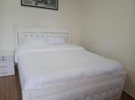 Chambersluxe Accomodation and Restaurant