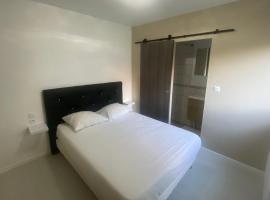 California, hotel i Maretz