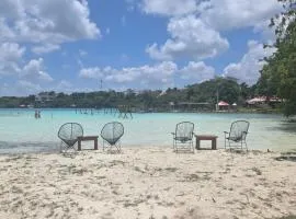 Playa Laguna Bacalar Beach Front
