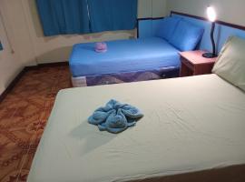 Shore Manor, ξενοδοχείο σε Supa