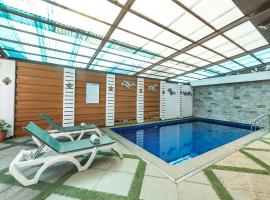 CosmicStays TriZen Villa With Private Pool In Lonavala, hotel v destinaci Lonavala