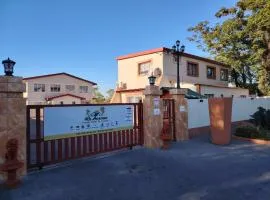 4th Avenue Themepark & Lodge