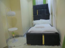 Beautiful Spaces 3 bedroomed bungalow, hotel v destinaci Kira