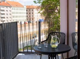 Hotel Sharingham, hotel in Brno