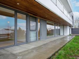 Moderne Ferienwohnung in Bergisch Gladbach, Hotel in Bergisch Gladbach