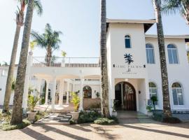 The Palms Boutique Hotel, ξενοδοχείο σε Hilton