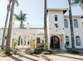 The Palms Boutique Hotel