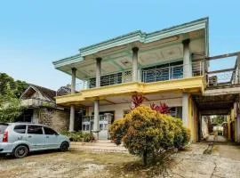 SPOT ON 92446 Penginapan Aina Syariah