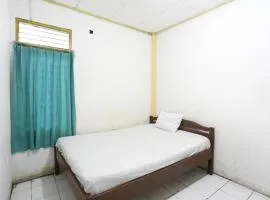 SPOT ON 92529 Penginapan Wisma Bintang Syariah Near MTs Al Ma'arif Kota Bangun