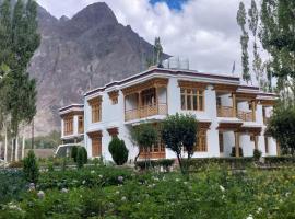 Ldumra Oasis, hotel in Hundar