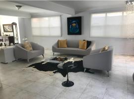 Casa Sofia, Hotel in Guaynabo